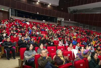 “海右文艺讲堂”(品艺吧)新年音乐会在济南市文化馆隆重举行